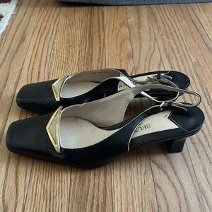 Vintage kitten heels